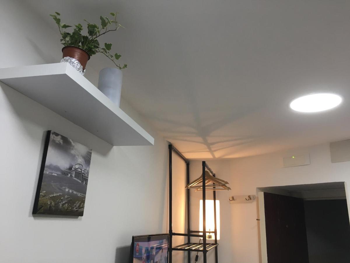 Napoli Central Nest Bed & Breakfast Exterior photo
